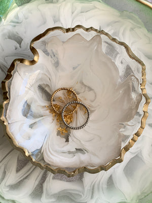 3D Floral Jewelry/Decorative Dish: 8" Round